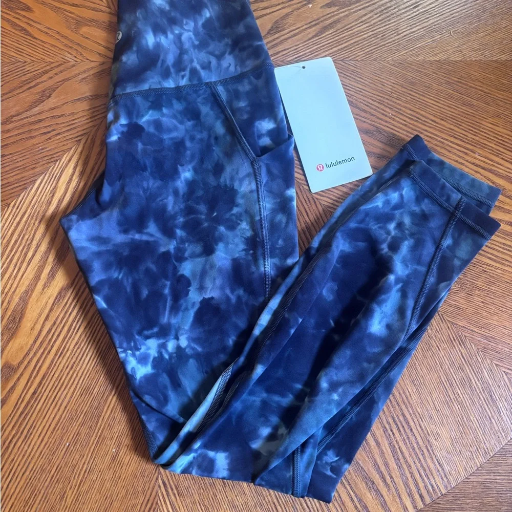 Lululemon Athletica Dark Blue Patterned Leggings - Picture 1 of 4